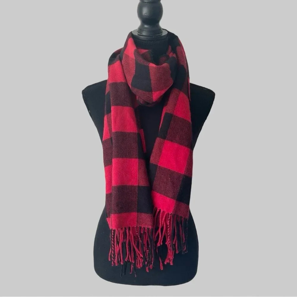 ROOTS Smoke Lake Plaid Scarf in Red